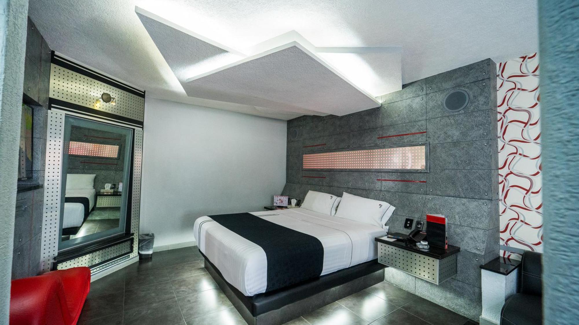 Kuboz Motor Hotel Zapopan Exteriör bild
